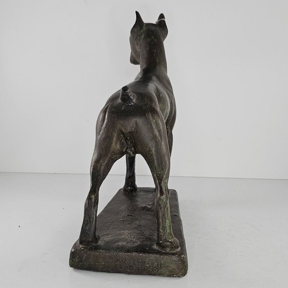 Vintage Austin Productions Boxer Dog Statue *FLAW* *Repaired* - Picture 7 of 16